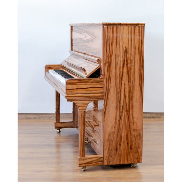 Steinway & Sons V-125 Amberwood