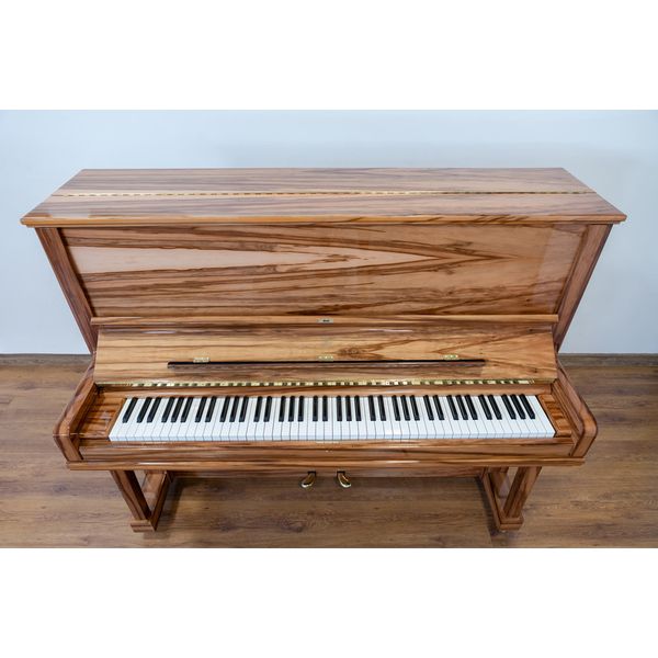 Steinway & Sons V-125 Amberwood