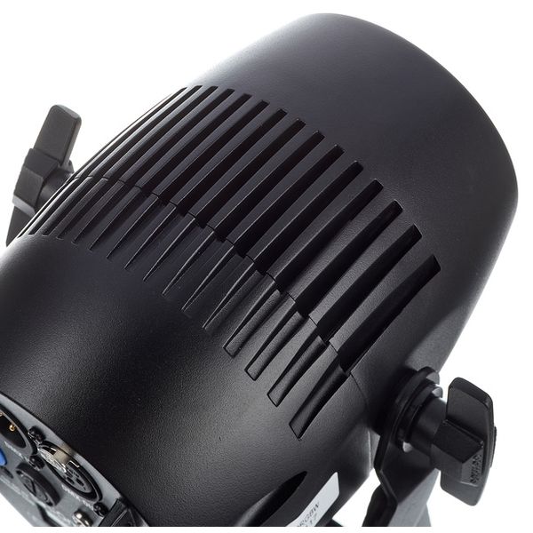 Cameo Q-Spot 40 RGBW Black Bundle