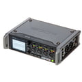 Zoom F4