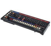 Roland JU-06A