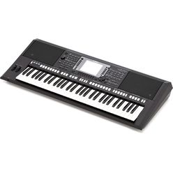 Yamaha PSR-S750