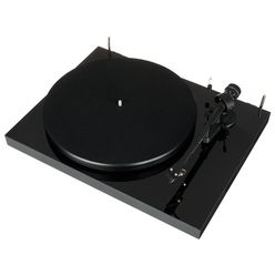 Pro-Ject Debut III HG Black
