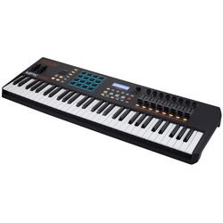 Midi Keyboards (up to 61 Keys)