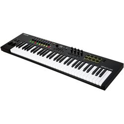 Masterkeyboards med 61 tangenter