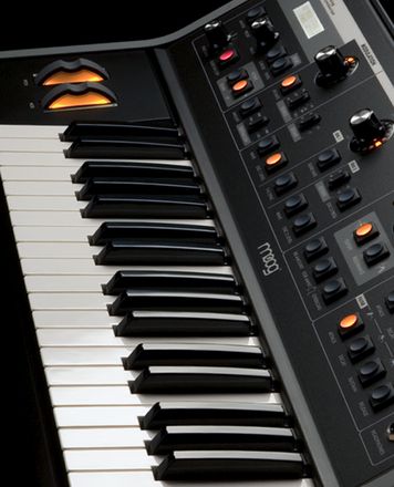 Synthesizer Synthesizer