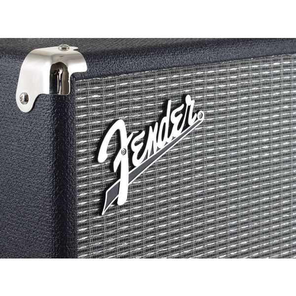 Fender Rumble 25