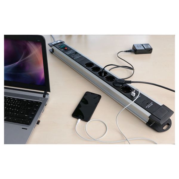 Brennenstuhl Premium-Protect-Line 6 Way USB