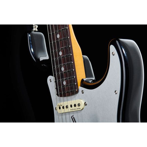 Fender AM Ultra Luxe Strat HSS FR MB