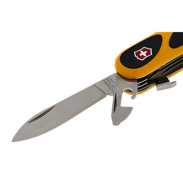 victorinox evolution grip s18