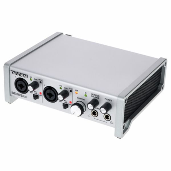 Tascam Series 102i