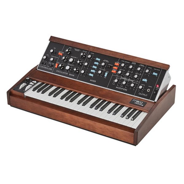 Minimoog Model D 2022