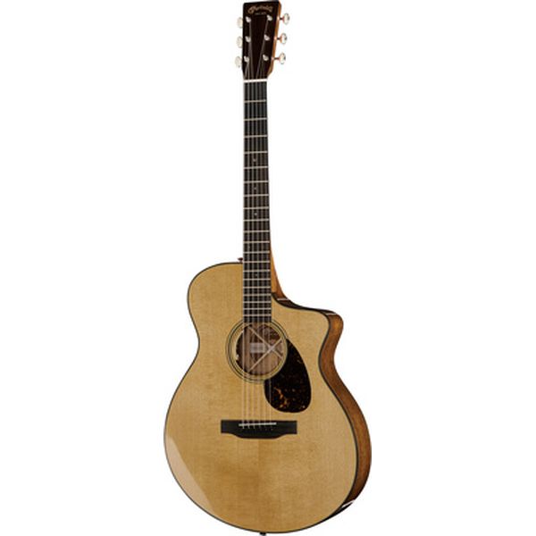 Martin Guitars : SC-18E