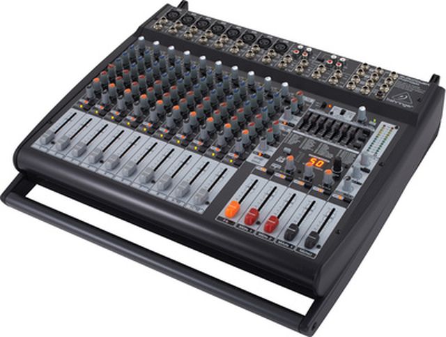 Behringer PMP 4000