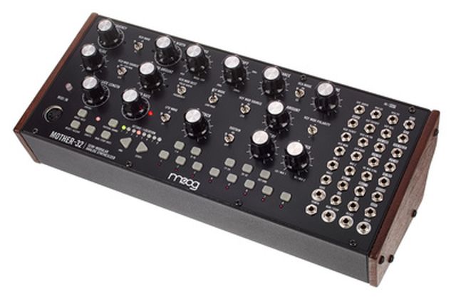 Moog Mother-32