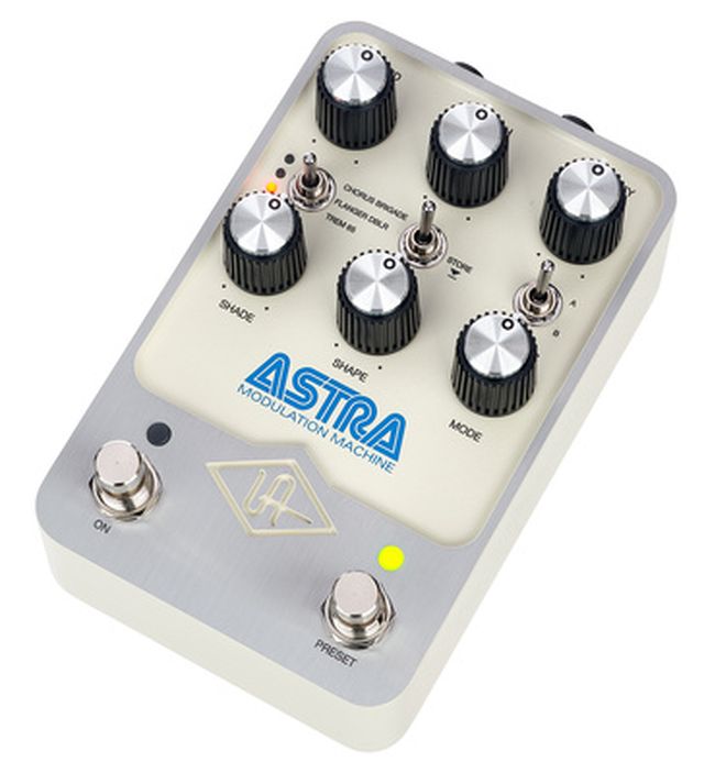 Universal Audio UAFX Astra Modulation Machine