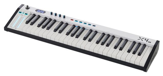 Midiplus X-4 III