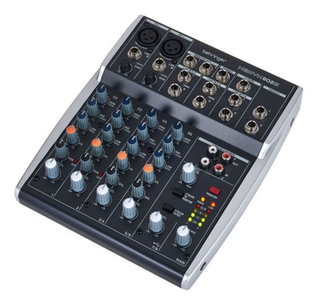 Behringer Xenyx 802S