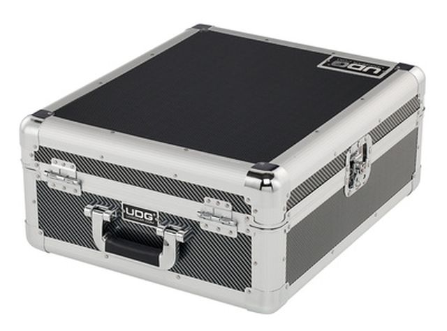 UDG Pick Foam Carbon Flightcase M