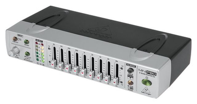 Behringer FBQ800 V2