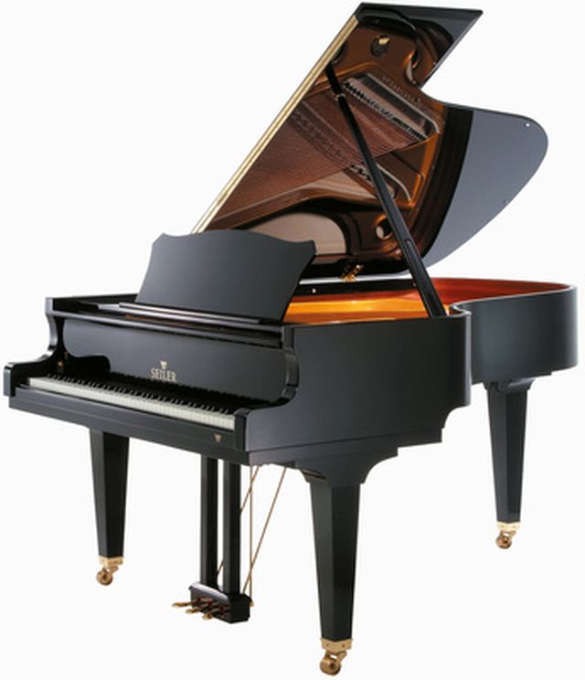 Seiler 186 Maestro Grand Piano