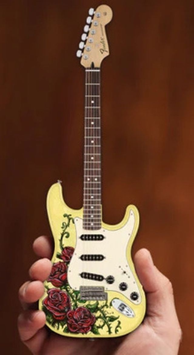 Axe Heaven Fender David Lozeau Roses