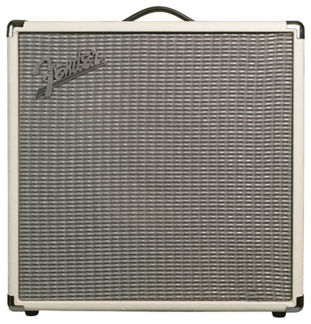 Fender Rumble 40 V3 Ivory