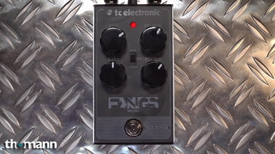 tc electronic Fangs Metal Distortion