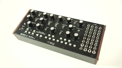 Moog Mother-32