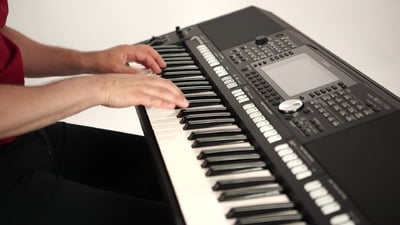 Yamaha PSR-S975 Keyboard
